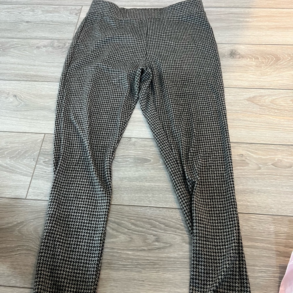 LOFT Black and White Houndstooth Ponte Leggings